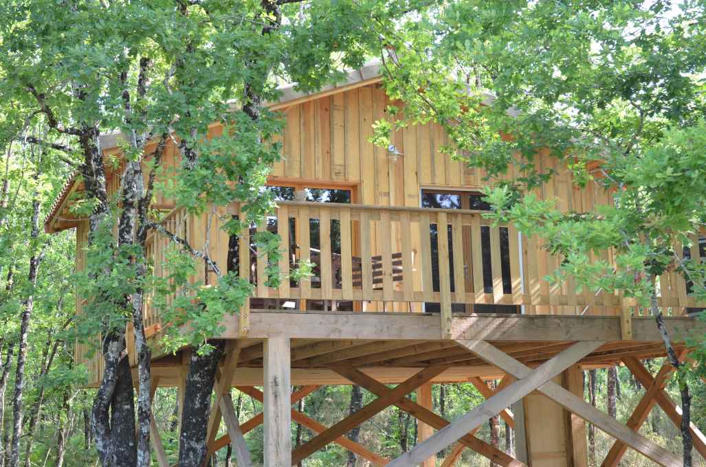 LES CABANES DE SARAH