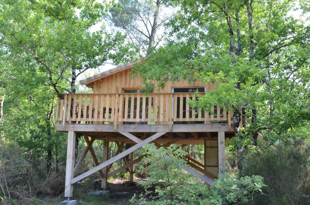 LES CABANES DE SARAH