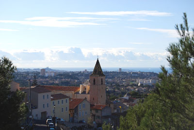 LES AMANDIERS
