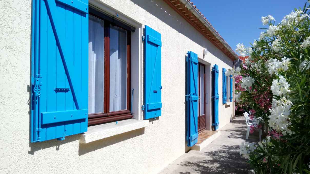 VILLA SAINT-PIERRE LA MER-AUDE