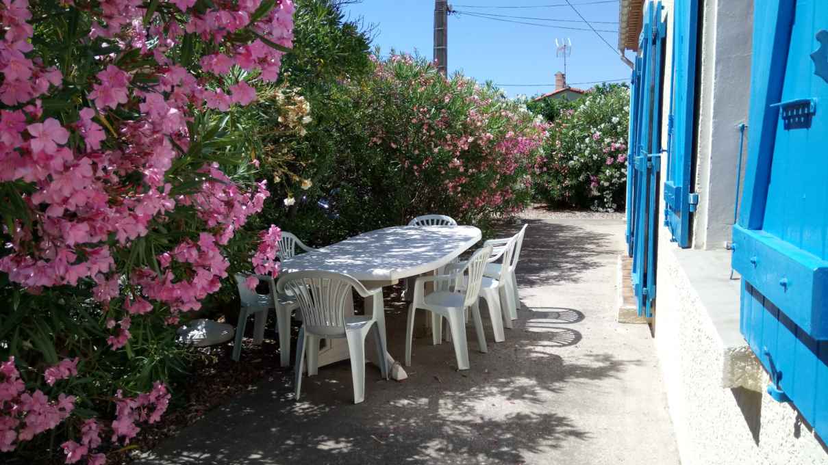 VILLA SAINT-PIERRE LA MER-AUDE