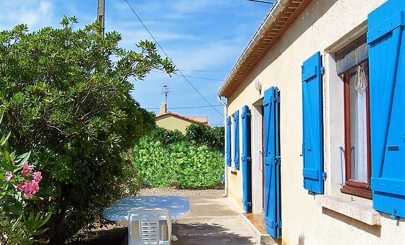 VILLA SAINT-PIERRE LA MER-AUDE